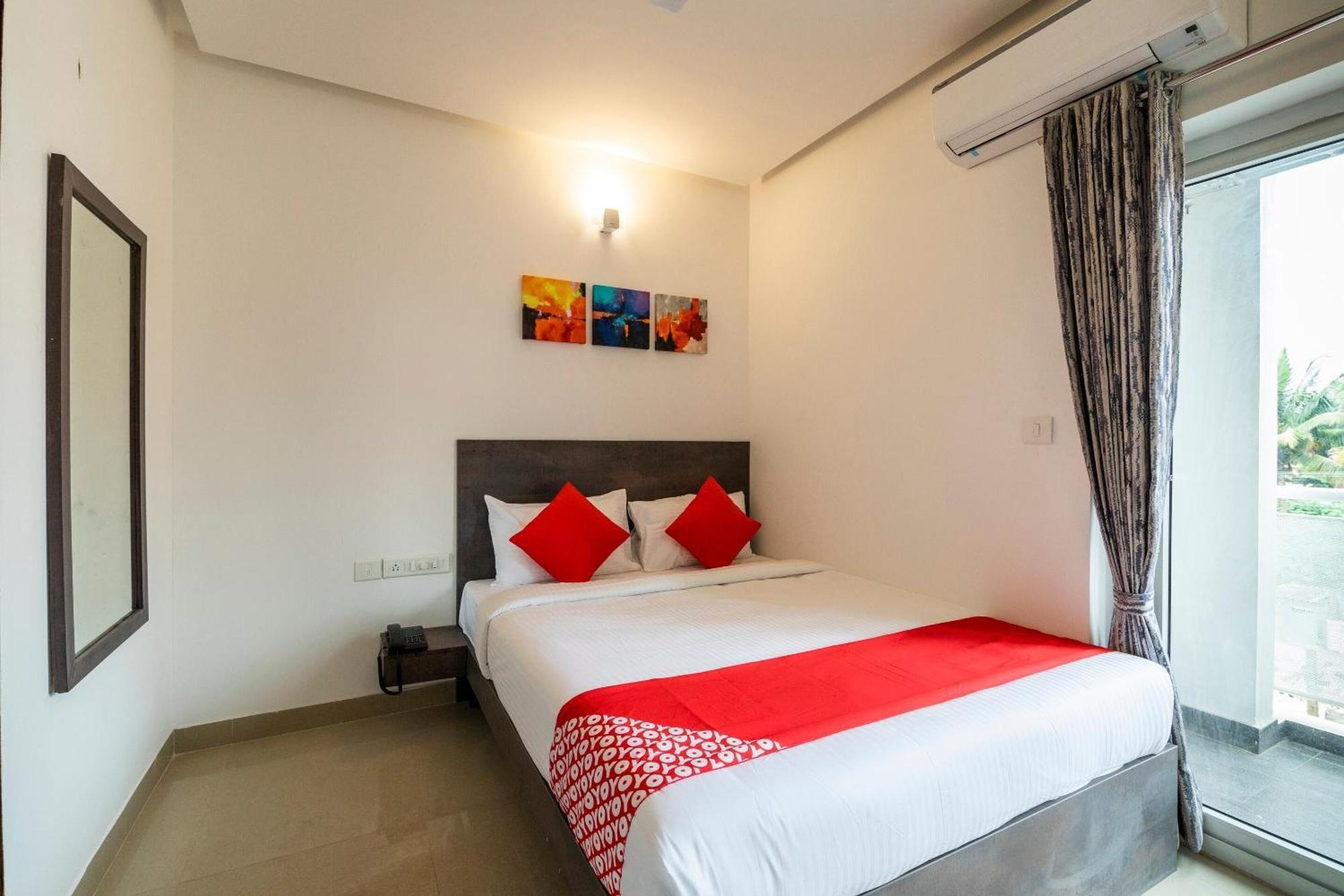 Super Townhouse Hebbal Hotel Bangalore Exterior photo